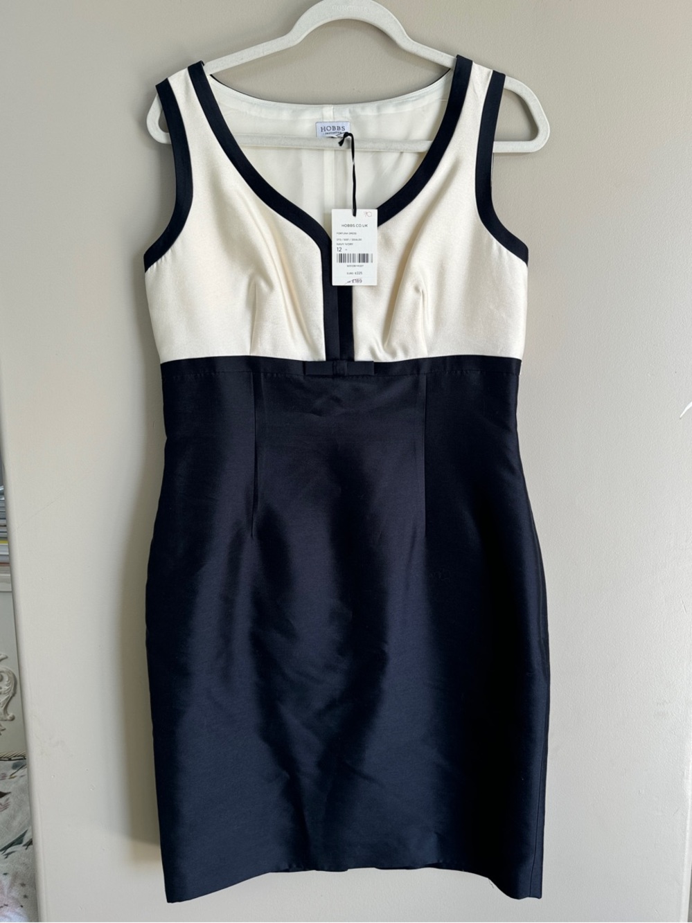 Hobbs london fortuna dress | wool silk blend | size 12 | NWT | Elegant occasion